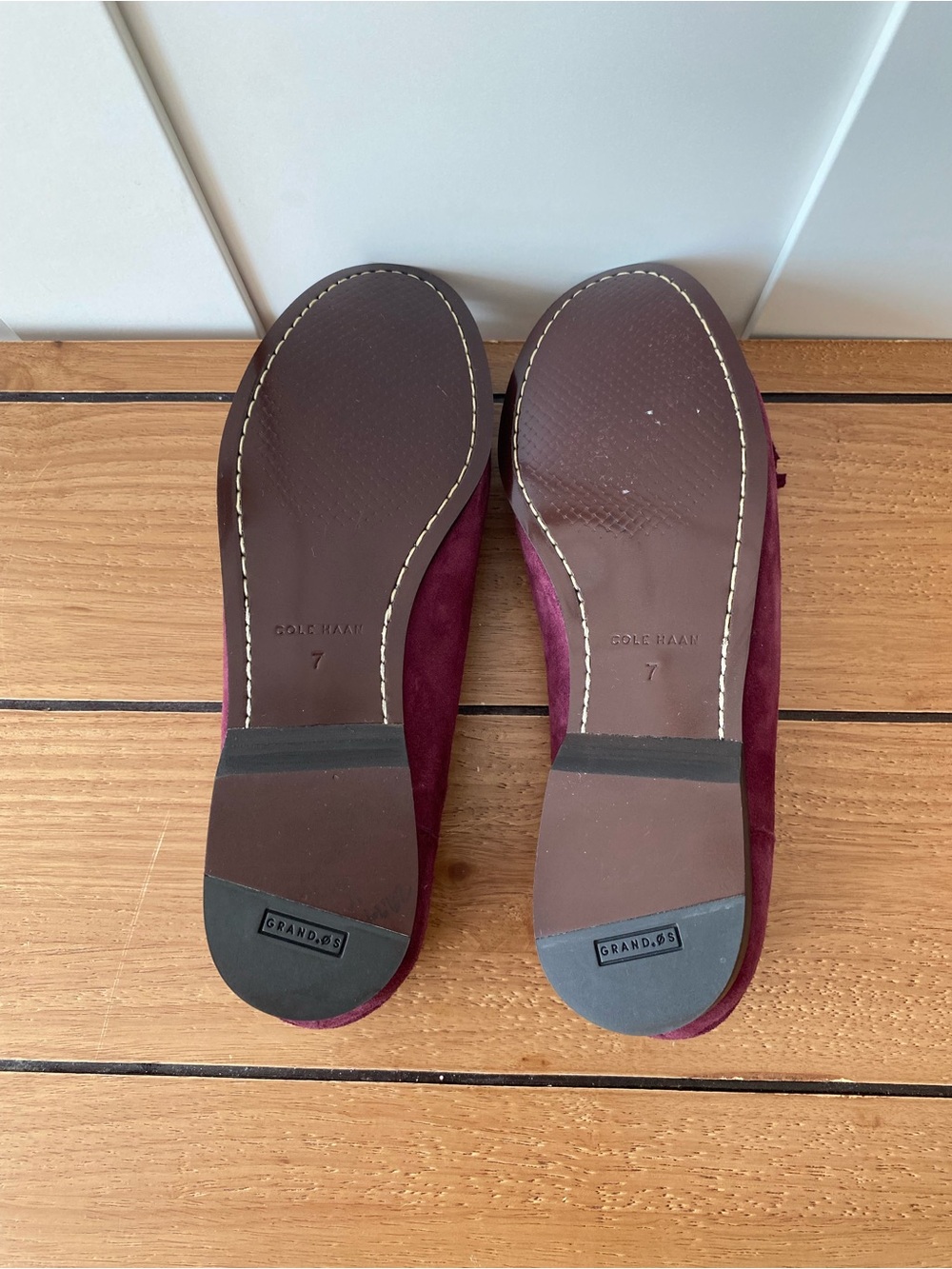 New - Without Box Cole Haan Burgundy Suede Tassel Loafers Women’s Size 7 - Picture 3 of 7